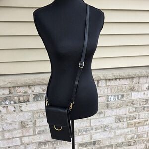 Jen & Co Black Touchscreen Phone Crossbody Bag NWOT